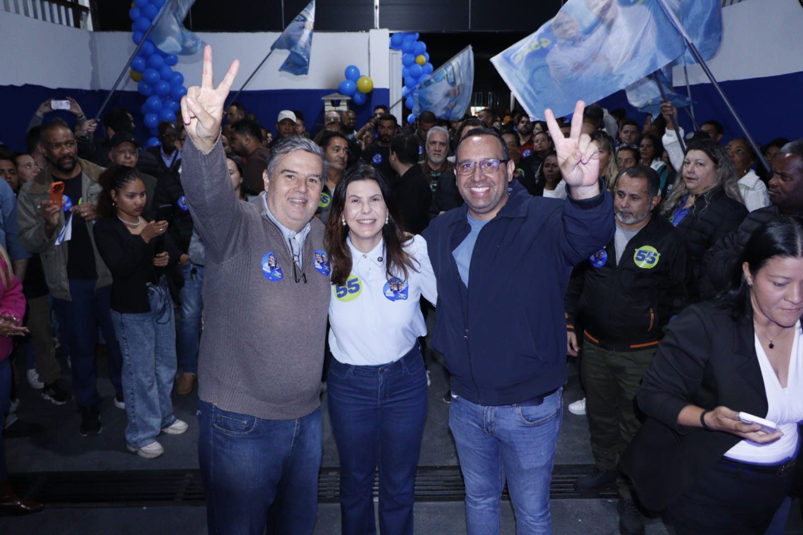 Severino Dias e André Corrêa inauguram comitê de campanha em Vassouras e reúnem apoiadores do Vale do Café